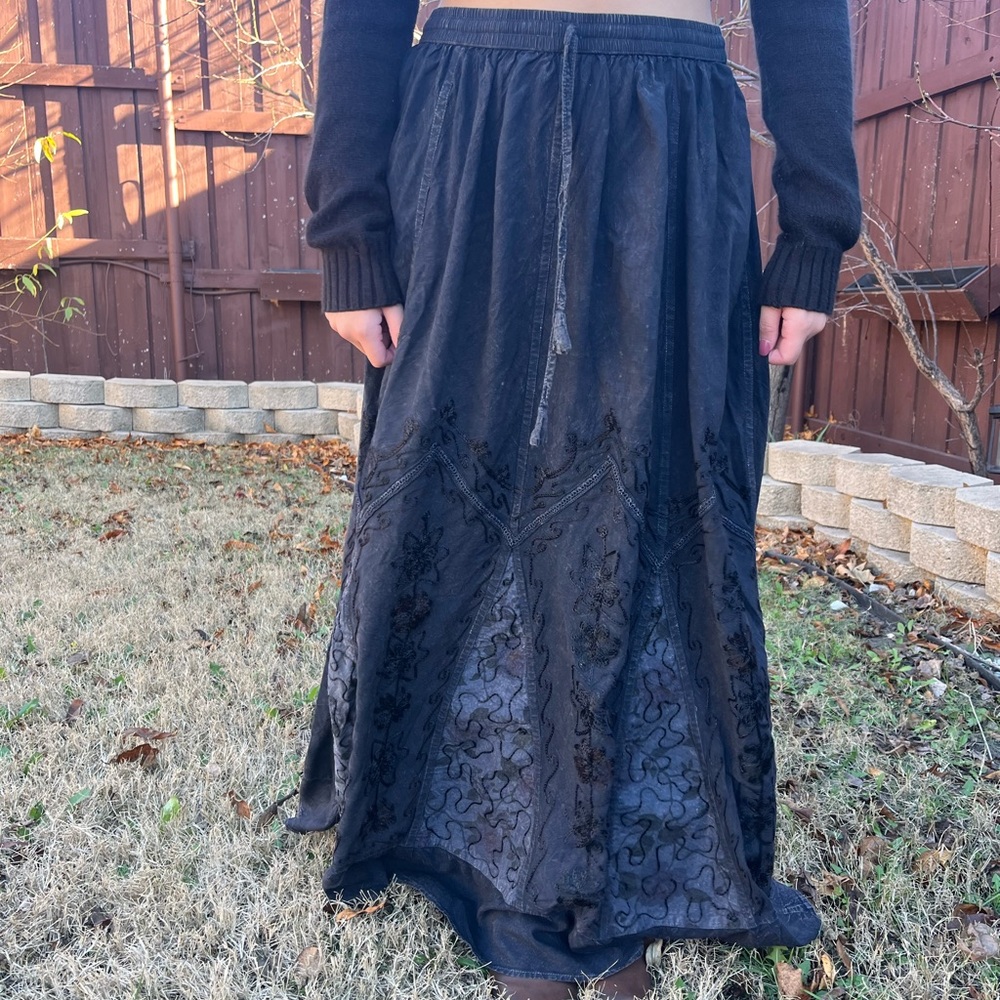 Chic Whimsy Goth Ash Black Embroidered Maxi Skirt - Picture 13 of 14